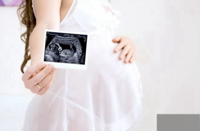 女性卵巢没有卵泡能恢复吗？还能进行三代试管技术吗？